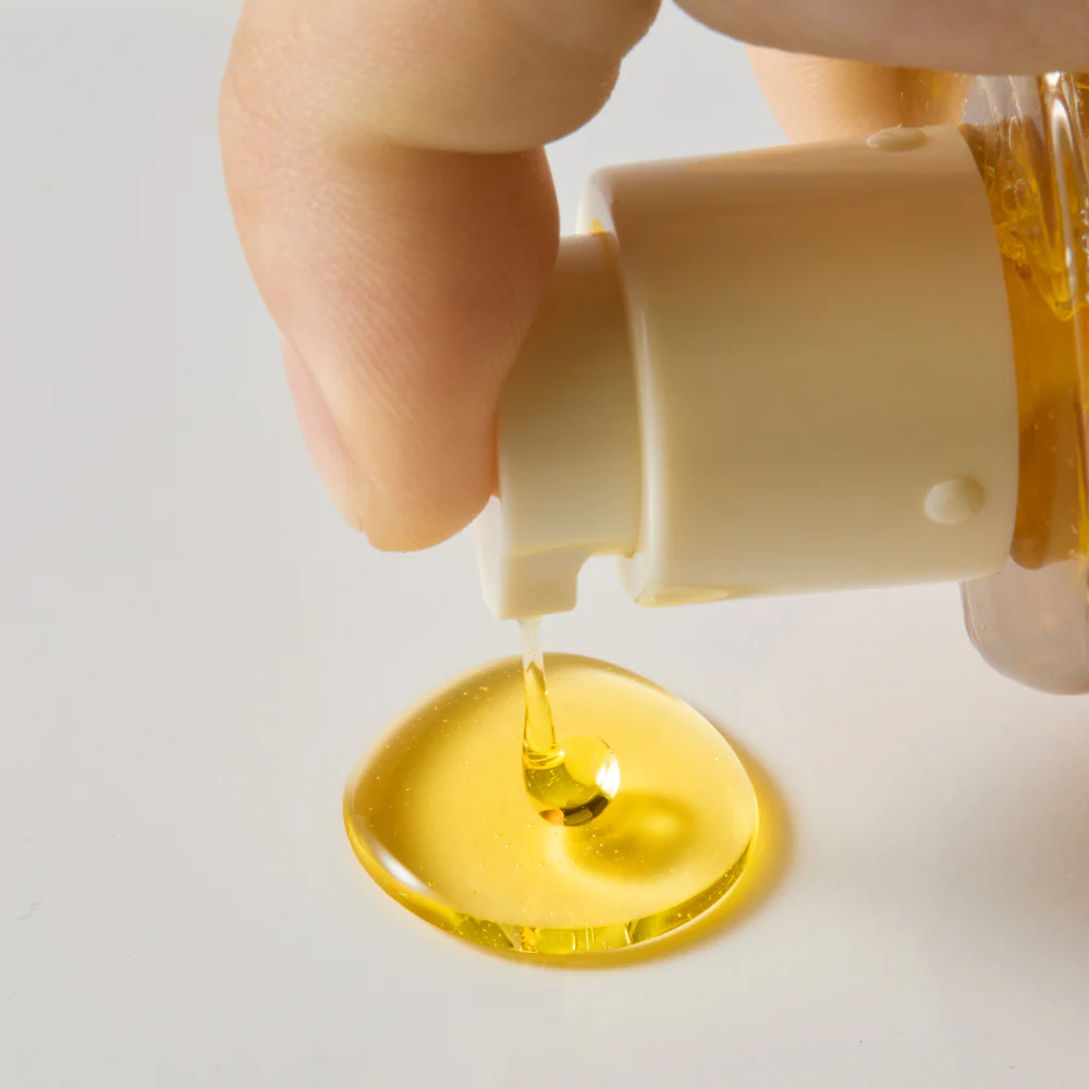 Core Rebuild Gentle Satin Hair Essence (30ml) - Image 3